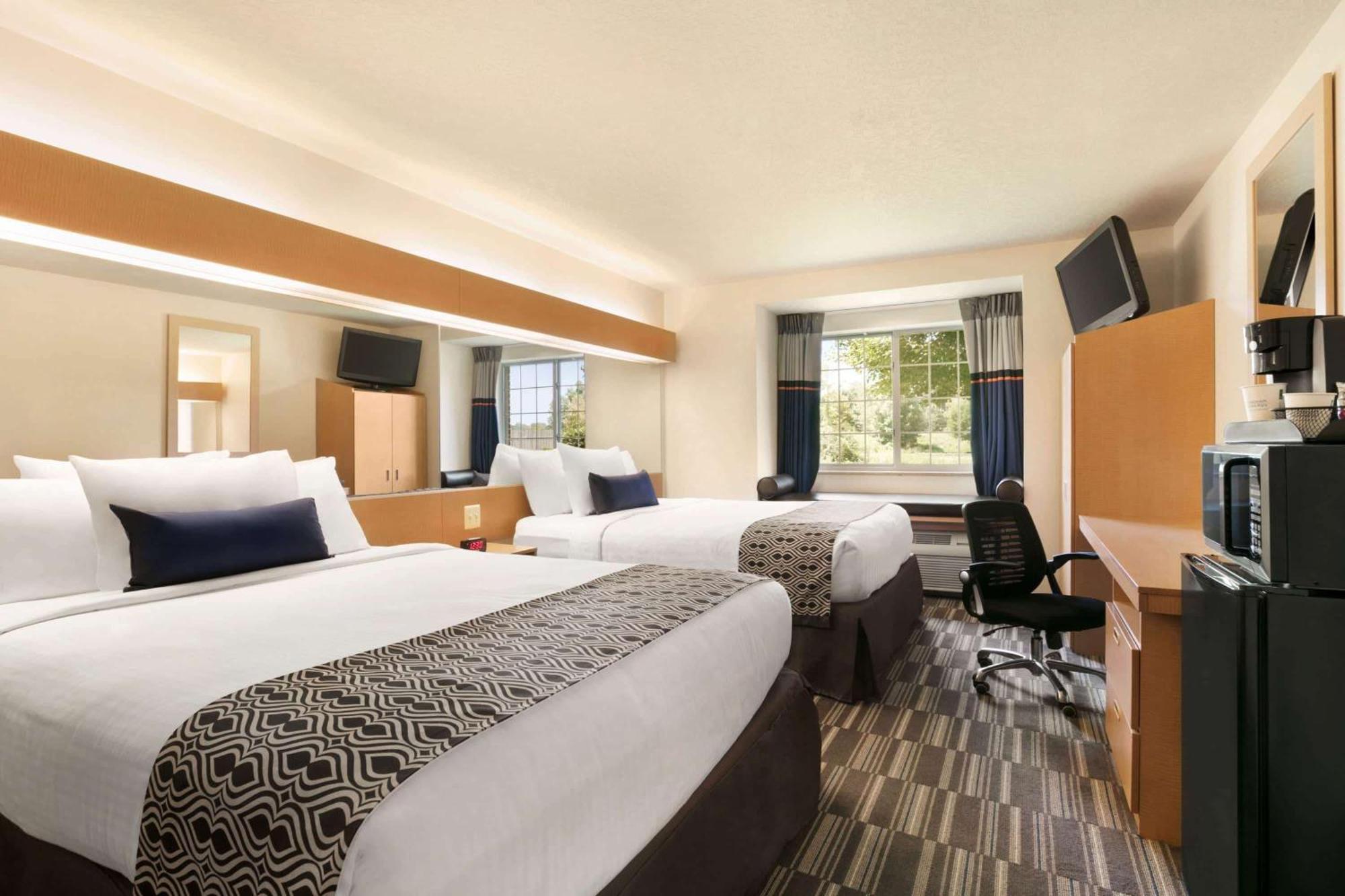 Microtel Inn & Suites By Wyndham Culpeper Exteriör bild